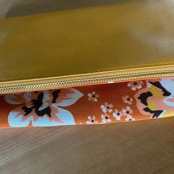 RACHEL PALLY REVERSIBLE Orange Yellow Canvas & Leather Floral Print CLUTCH - Picture 5 of 12